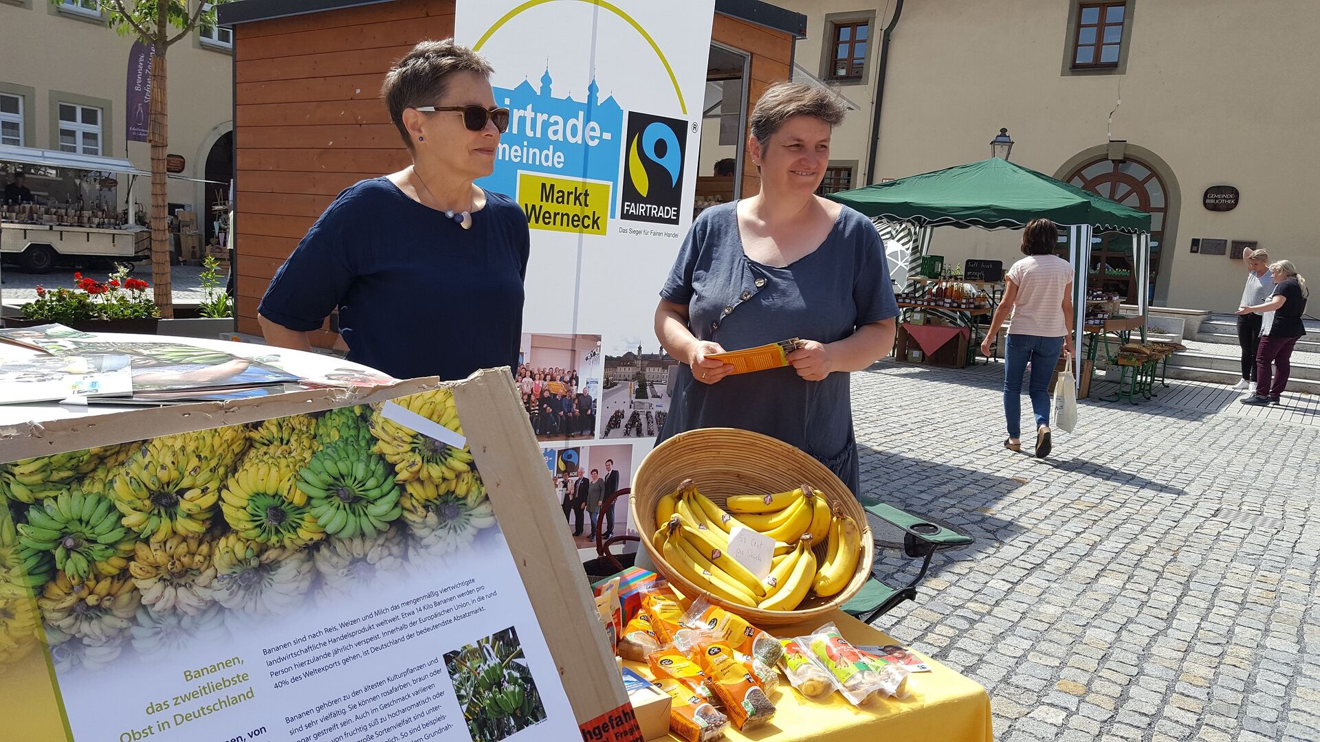 fairtrade-Stand Bananen Bild 2 Biomarkt 1.6.19